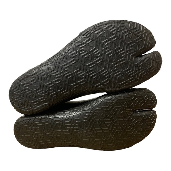 Neilpryde Body Glove Split  Toe WindSurf Booties Women Size US 7 EUR 38 Black - Picture 11 of 12